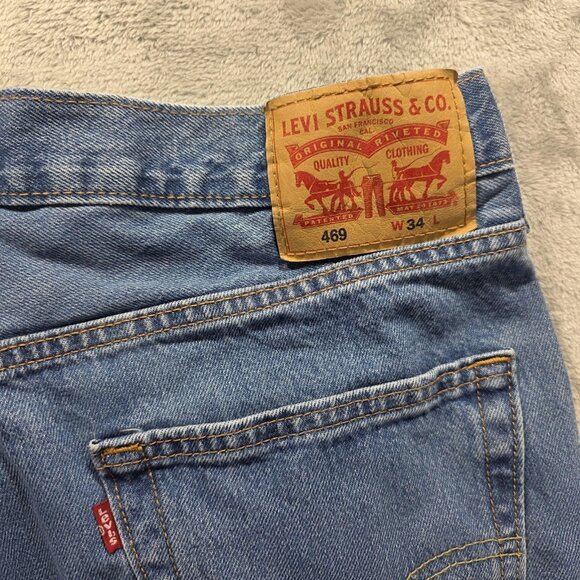 Levi's Jean Shorts Mens 34 Blue Denim 12 Inseam 5-Pocket Zip Fly Red Tab 469 - Picture 3 of 9